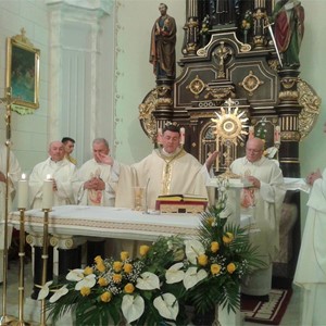 Biskup Šaško predvodio misno slavlje prigodom proslave župne svetkovine u Svetoj Klari